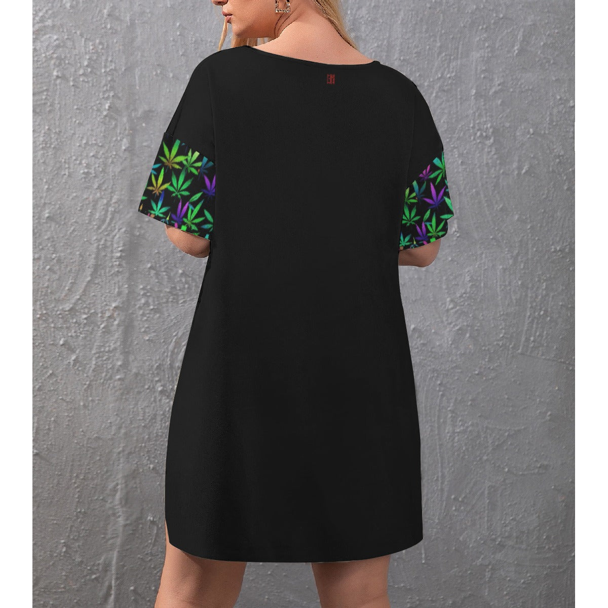 Stand out with the Good Vibes Drop-Shoulder T-Shirt with Side Split and Shorts (Plus Size) available at Hey Nugget. Grab yours today!